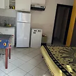 Isa *