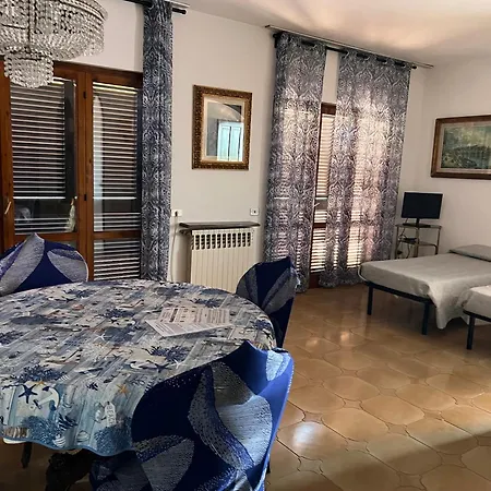Isa Apartment *